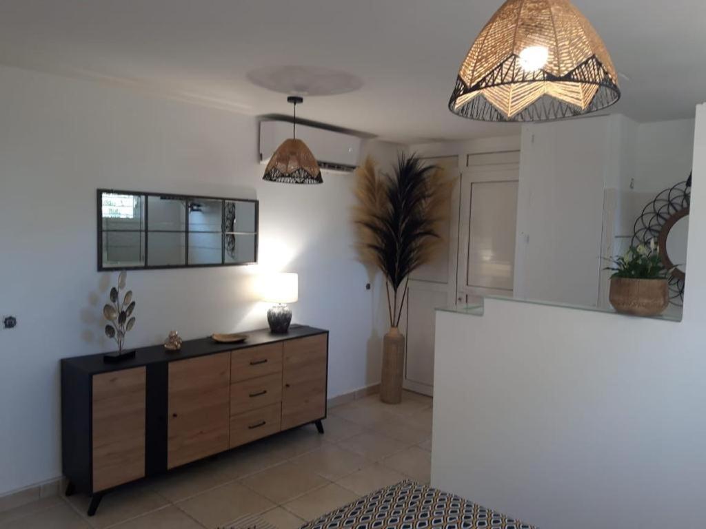 Bed and Breakfast La Romarine Le Gosier  Esterno foto